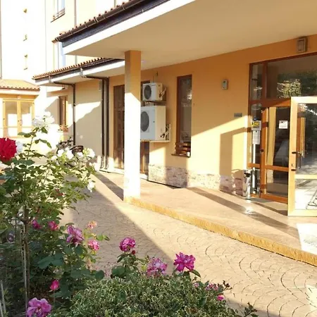 Apartman Studio With A Large Balcony студия с большим балконом в Magic Dreams *